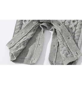 Ensemble chaud combinaison bébé + bonnet en tricot Gris